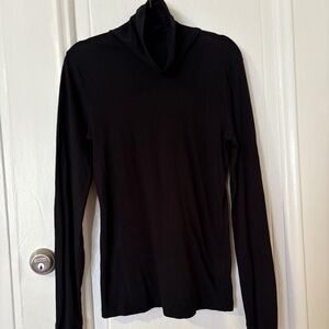 Featherweight 100% Cotton JCrew Turtleneck, size M